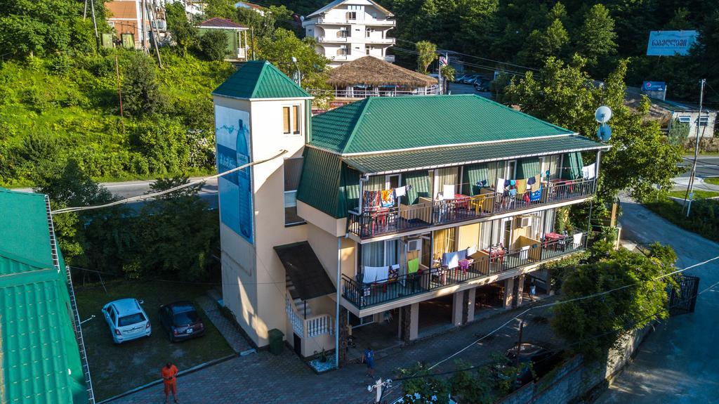 Green Hotel Kwariati Exterior foto